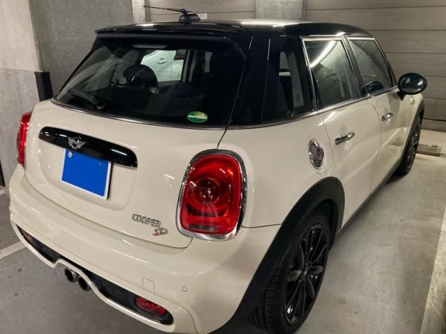 BMW BMW MINI COOPER SD 5DOOR 2017
