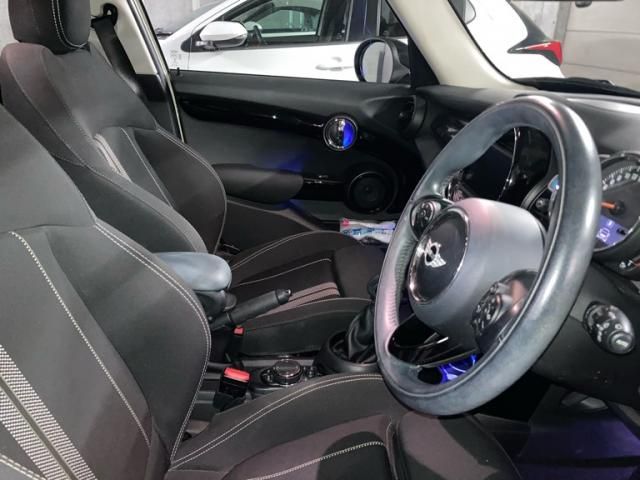 BMW BMW MINI COOPER SD 5DOOR 2017