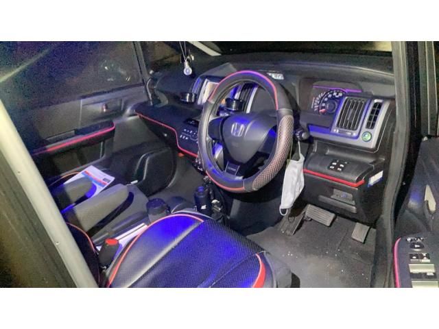 HONDA STEPWAGON SPADA 2011