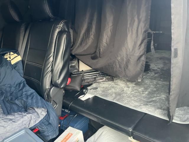 TOYOTA HIACE wagon 2015