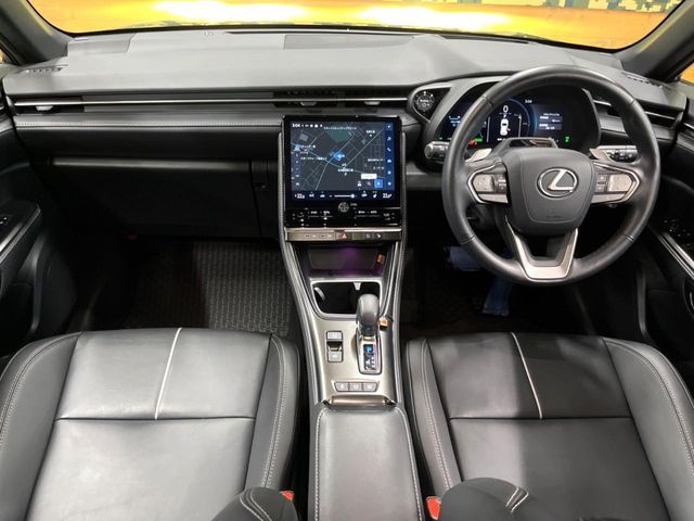 TOYOTA LEXUS LBX 2024