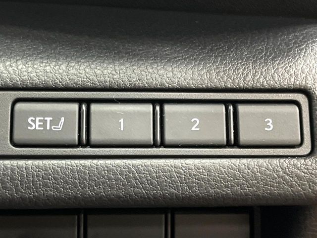 TOYOTA LEXUS LBX 2024