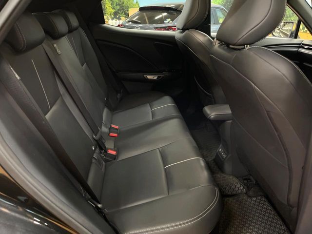 TOYOTA LEXUS LBX 2024