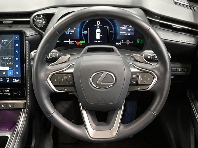 TOYOTA LEXUS LBX 2024