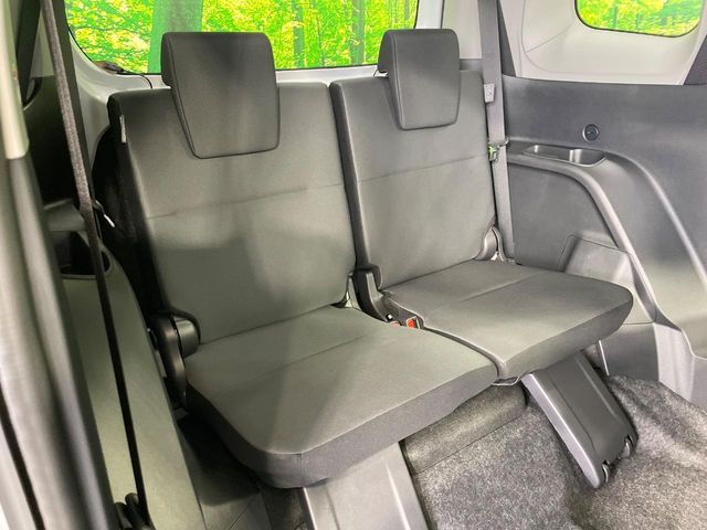 TOYOTA SIENTA HYBRID 2025