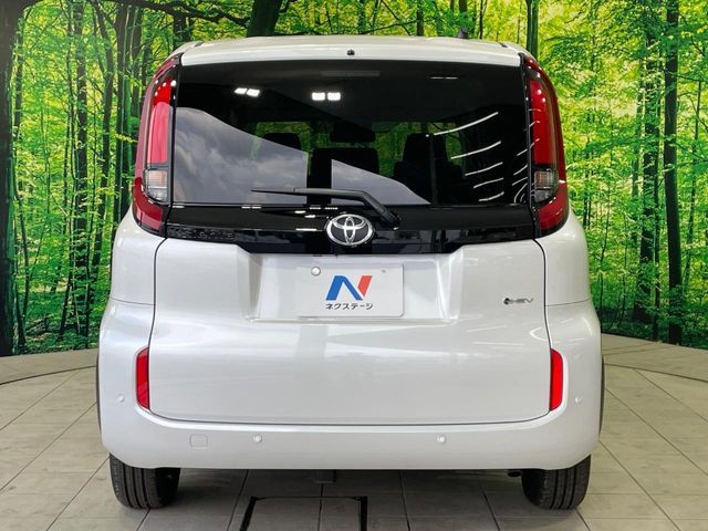 TOYOTA SIENTA HYBRID 2025