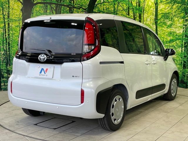 TOYOTA SIENTA HYBRID 2025