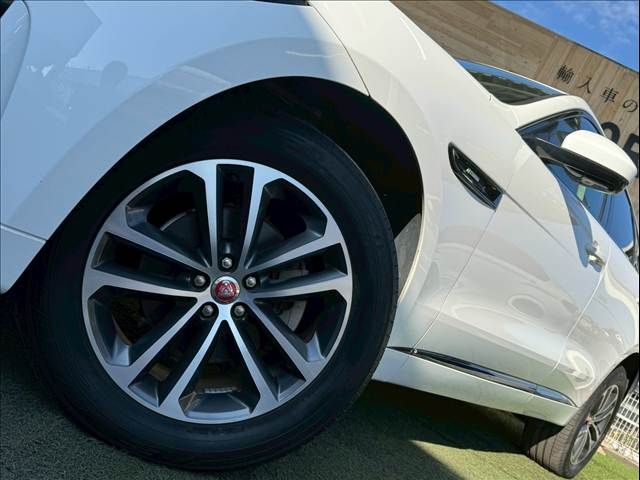 JAGUAR JAGUAR F-PACE 2017