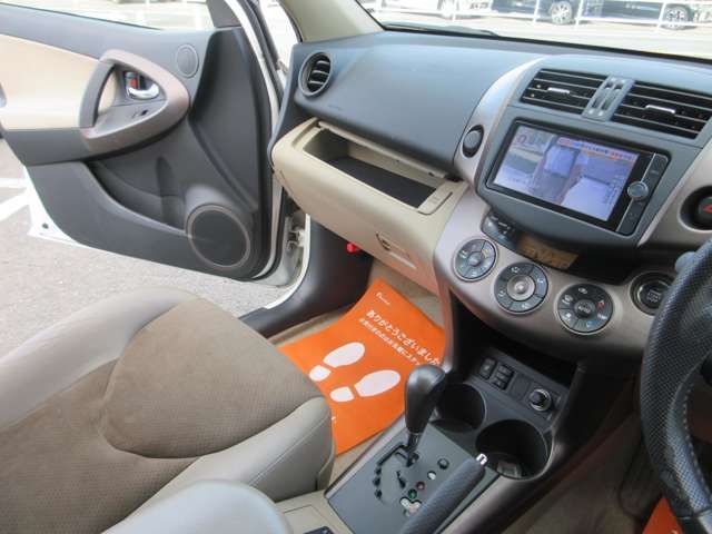 TOYOTA VANGUARD 2WD 2013