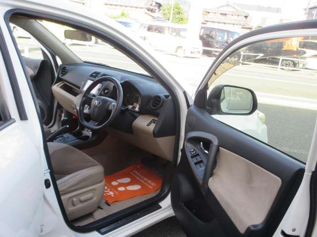 TOYOTA VANGUARD 2WD 2013