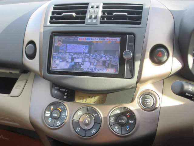 TOYOTA VANGUARD 2WD 2013