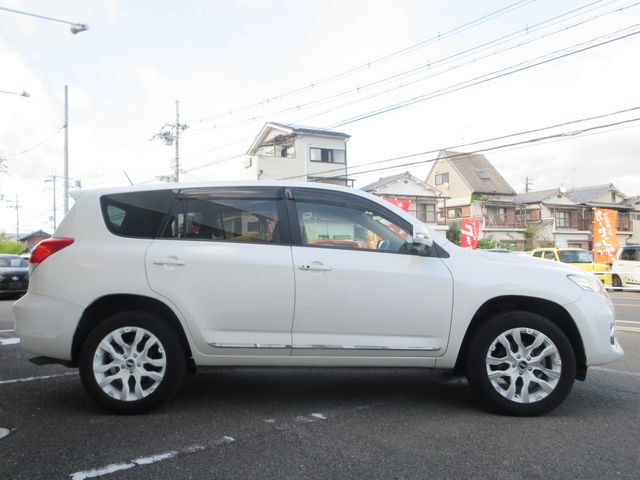 TOYOTA VANGUARD 2WD 2013