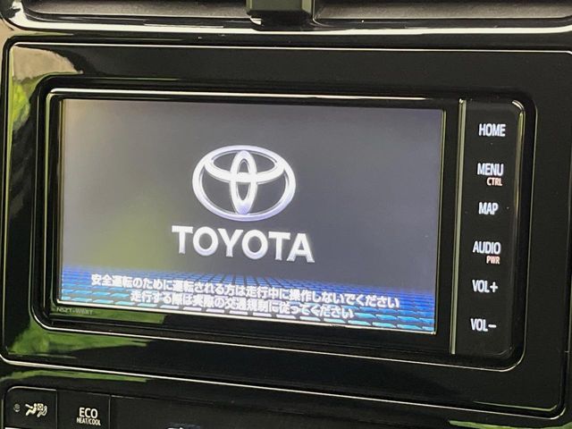TOYOTA PRIUS 2019