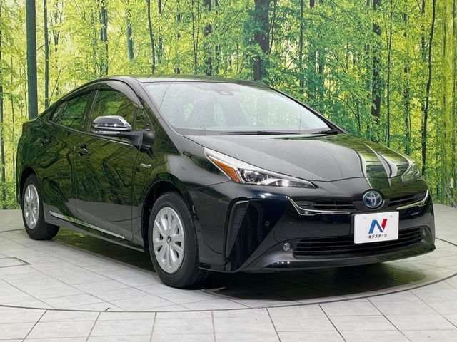 TOYOTA PRIUS 2019