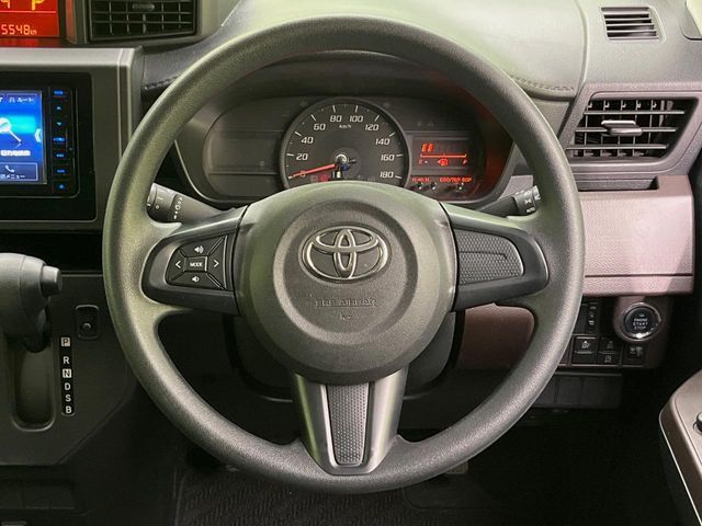 TOYOTA ROOMY 2018