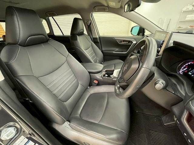 TOYOTA RAV4 4WD 2021