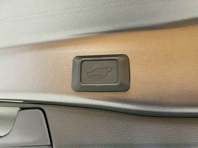 TOYOTA RAV4 4WD 2021