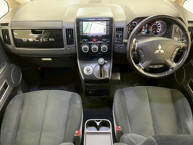 MITSUBISHI DELICA D:5 4WD 2014