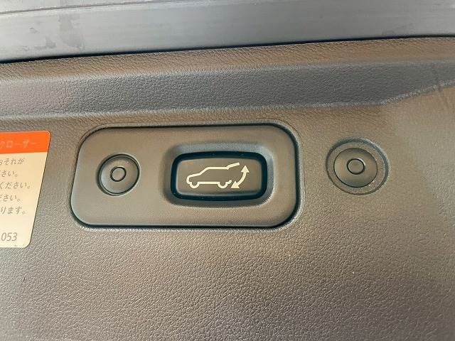 MITSUBISHI DELICA D:5 4WD 2014