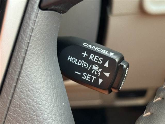 TOYOTA LANDCRUISER PRADO 2023