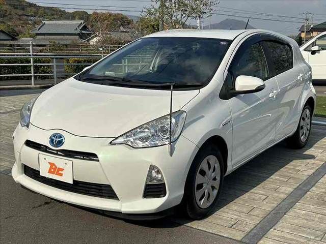 TOYOTA AQUA 2014