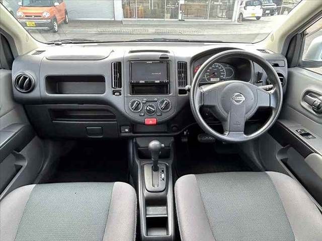 NISSAN NV150 AD 2WD 2017