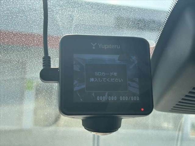 NISSAN NV150 AD 2WD 2017