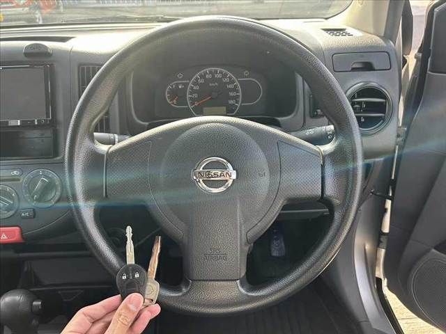 NISSAN NV150 AD 2WD 2017