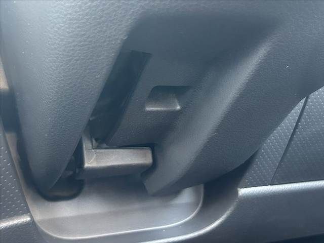 NISSAN NV150 AD 2WD 2017