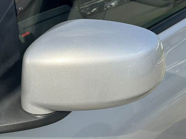 NISSAN NV150 AD 2WD 2017