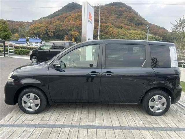 TOYOTA SIENTA 2014