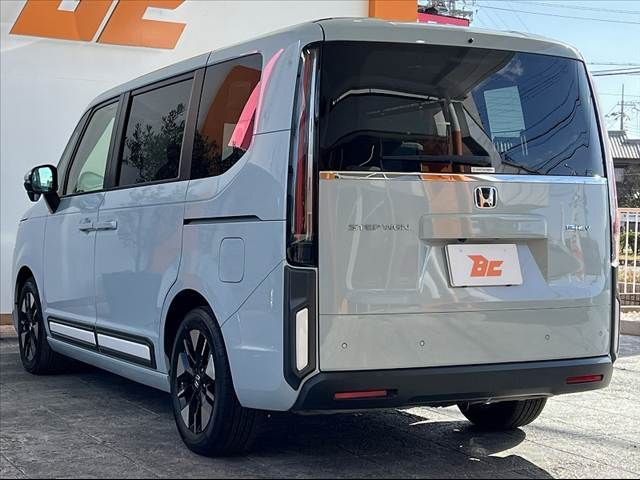 HONDA STEPWAGON 2022