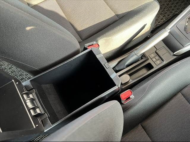 TOYOTA COROLLA FIELDER 2016