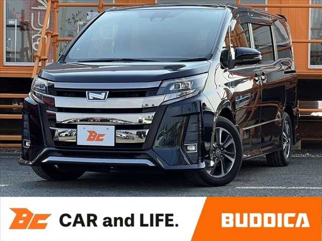 TOYOTA NOAH 2017