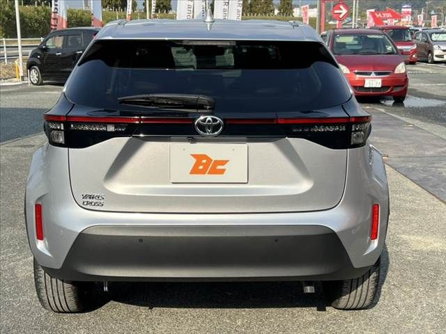 TOYOTA YARIS CROSS 2021