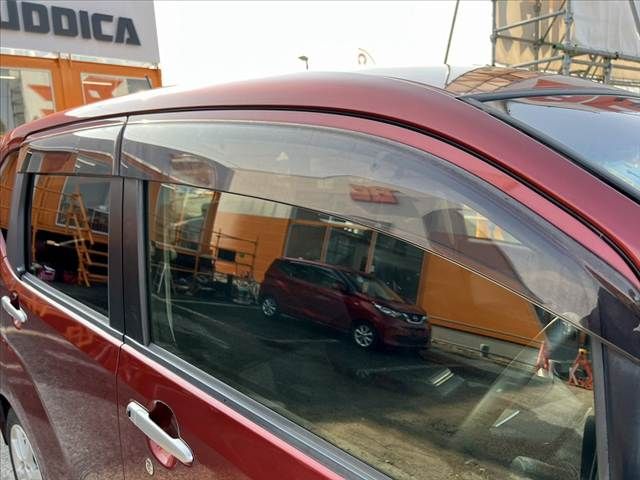 DAIHATSU MOVE CUSTOM 2015