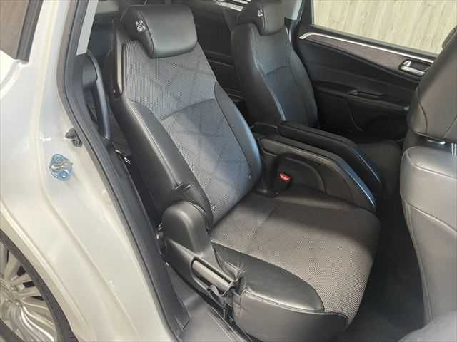 HONDA JADE HYBRID 2016