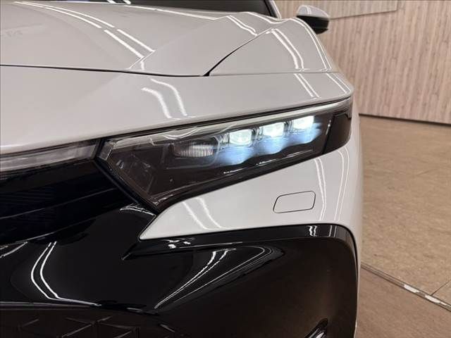 TOYOTA CROWN CROSSOVER 2023