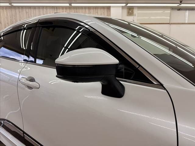 TOYOTA CROWN CROSSOVER 2023