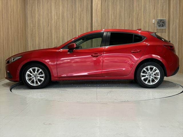 MAZDA AXELA SPORTS 2016