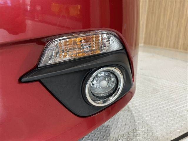 MAZDA AXELA SPORTS 2016