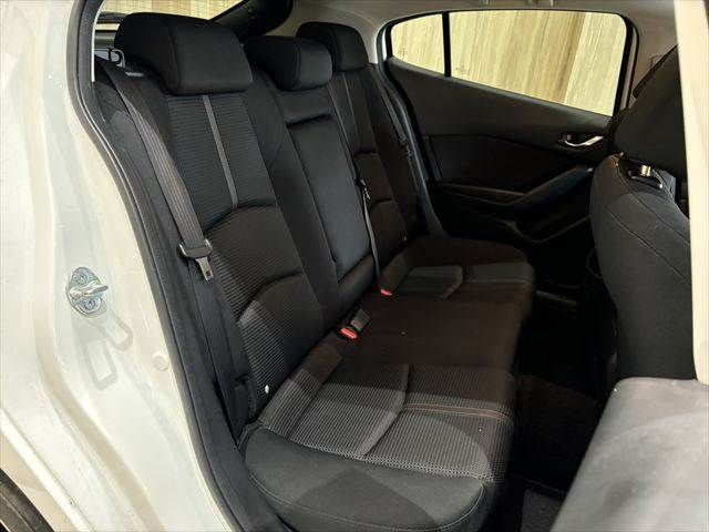 MAZDA AXELA SPORTS 2017