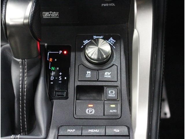 TOYOTA LEXUS NX300h AWD 2019