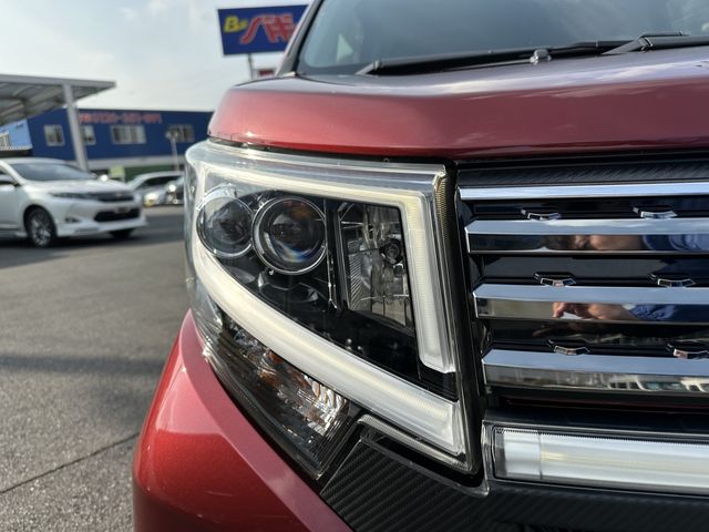 DAIHATSU MOVE CUSTOM 2017