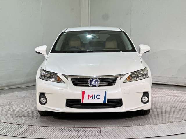 TOYOTA LEXUS CT200h 2011