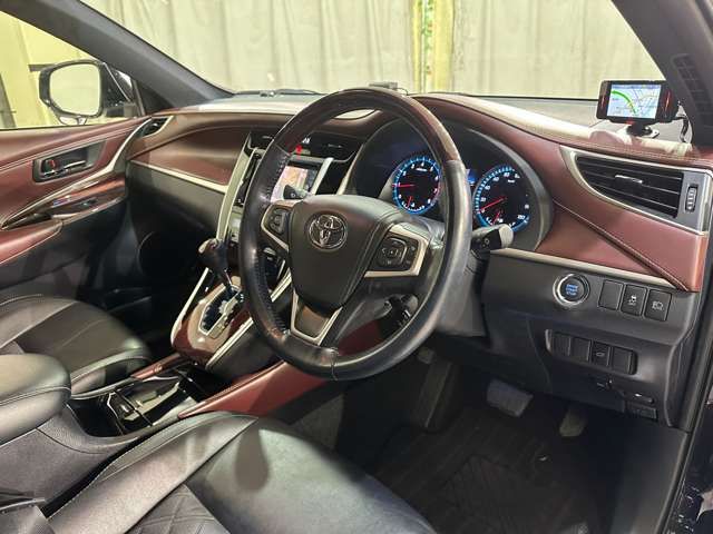 TOYOTA HARRIER 2WD 2014