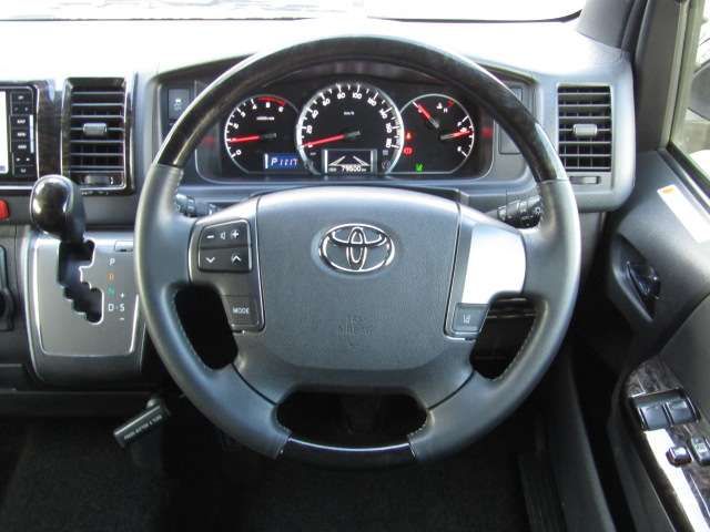 TOYOTA HIACE van 2WD 2020