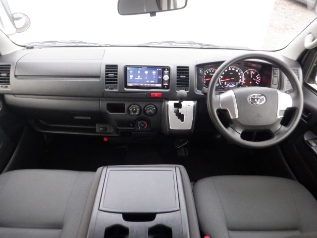 TOYOTA HIACE van 1.25t 2WD 2018