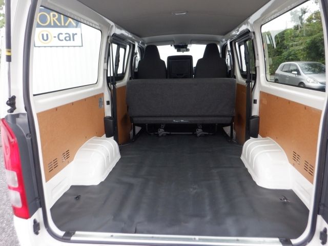 TOYOTA HIACE van 1.25t 2WD 2018