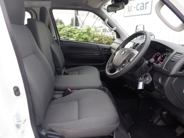 TOYOTA HIACE van 1.25t 2WD 2018